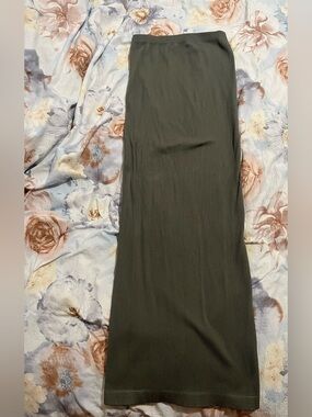 Women’s Olive Green Ribbed Midi dress